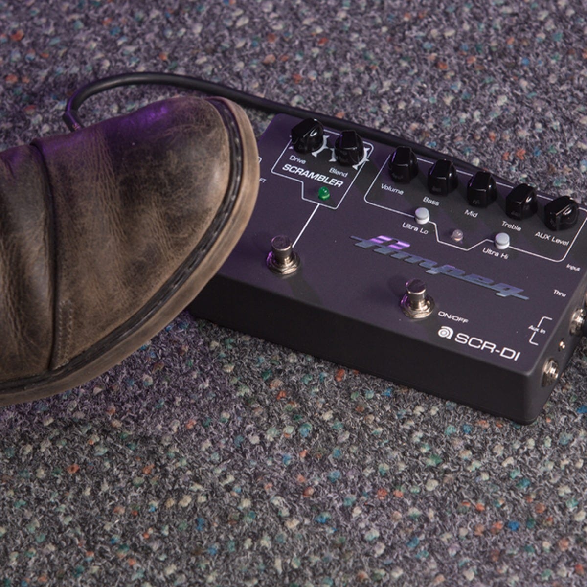 Ampeg SCR-DI Bass DI with Scrambler™ Overdrive Ampeg SCR-DI Bass DI with Scrambler™ Overdrive